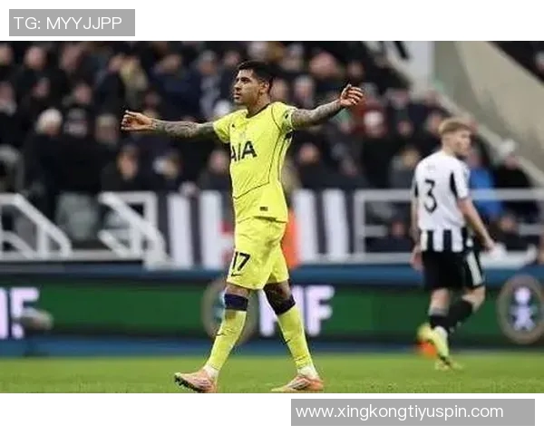 热刺公开训练缺少罗梅罗和乌多吉球队备战摩纳哥赛事紧锣密鼓