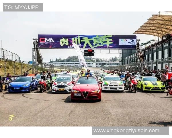 西甲推出2526赛季冬季用球设计灵感源自赛车运动的速度与激情 西甲推出2526赛季冬季用球设计灵感源自赛车运动的速度与激情